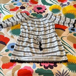 Blue Island Black and White Tunic Top